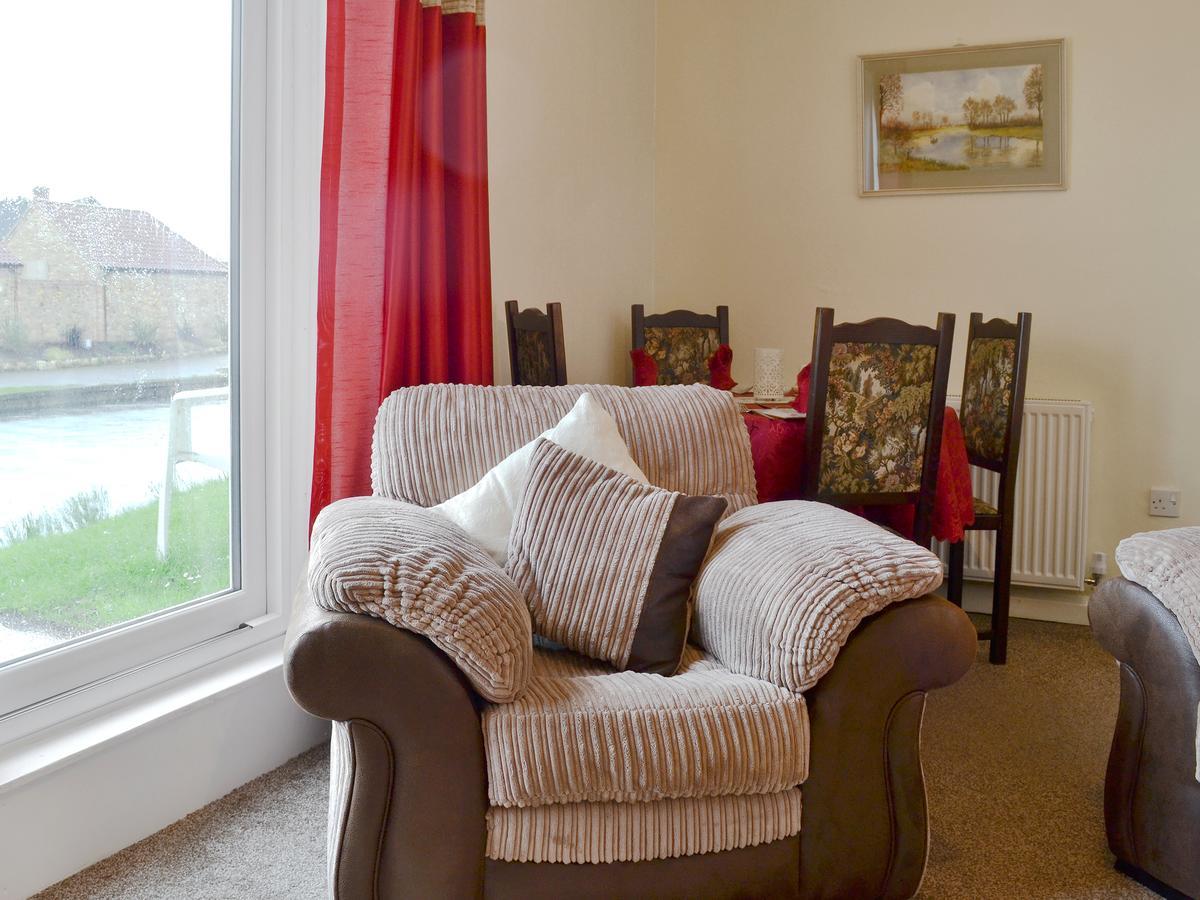 Picturesque Riverside - 2 Bedroom * Hilgay